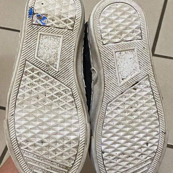 Lot of 3 pairs of little girls sneakers size 12 - Picture 5 of 7